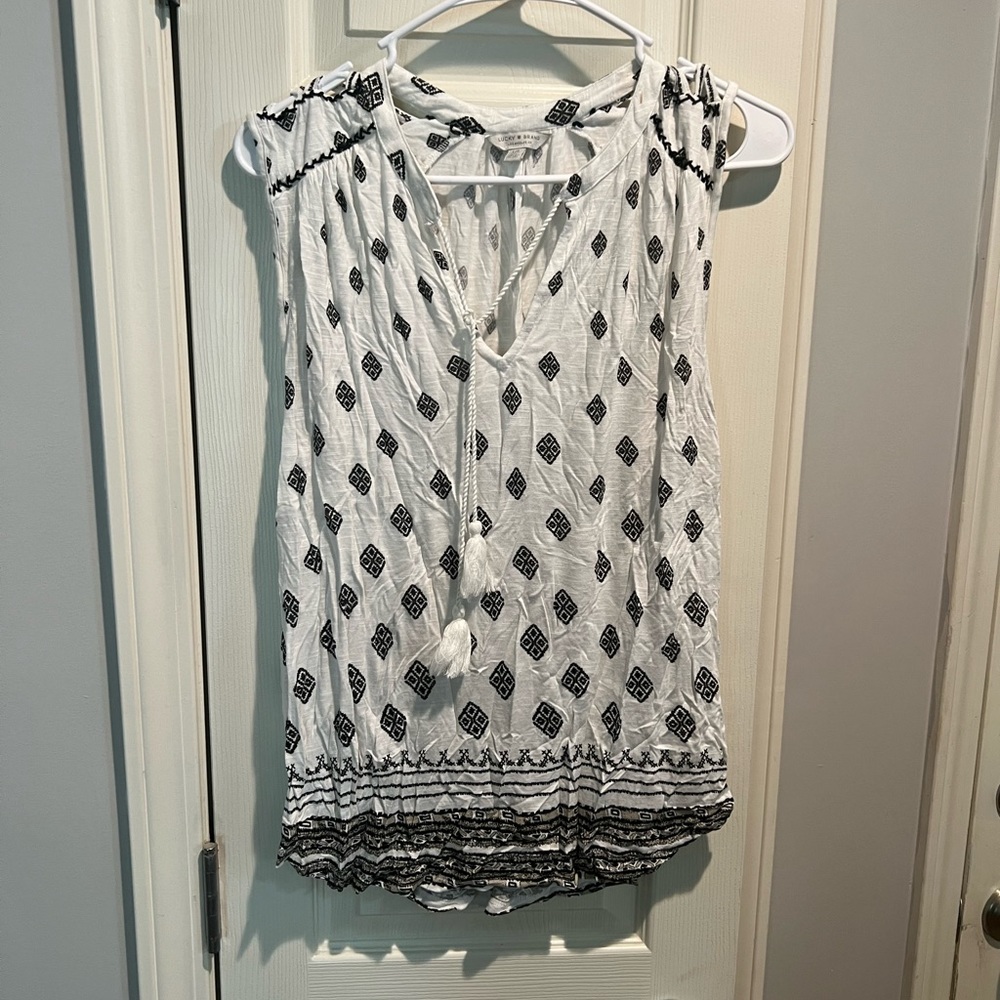 Lucky vneck tank